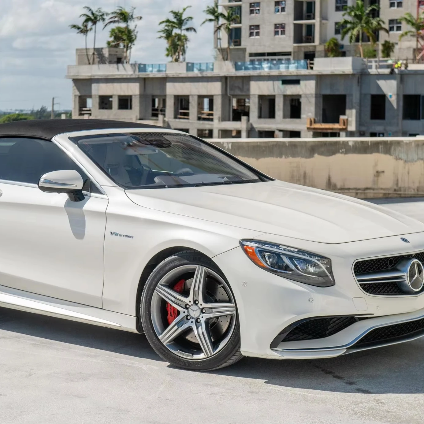 2017 Кабриолет Mercedes-AMG S63 577-hp Turbo V8 AWD хорошо оборудованный для продажи