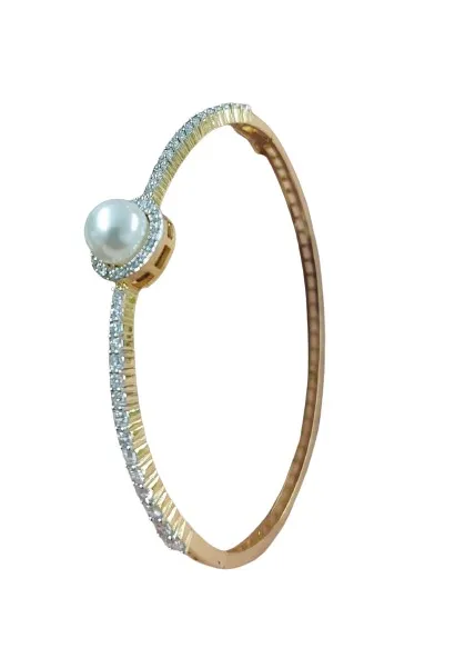 Cubic Zirconia American Diamond Popular Ladies Bracelet Zirconia Big Pearl Diamond Brass Bracelet for Women