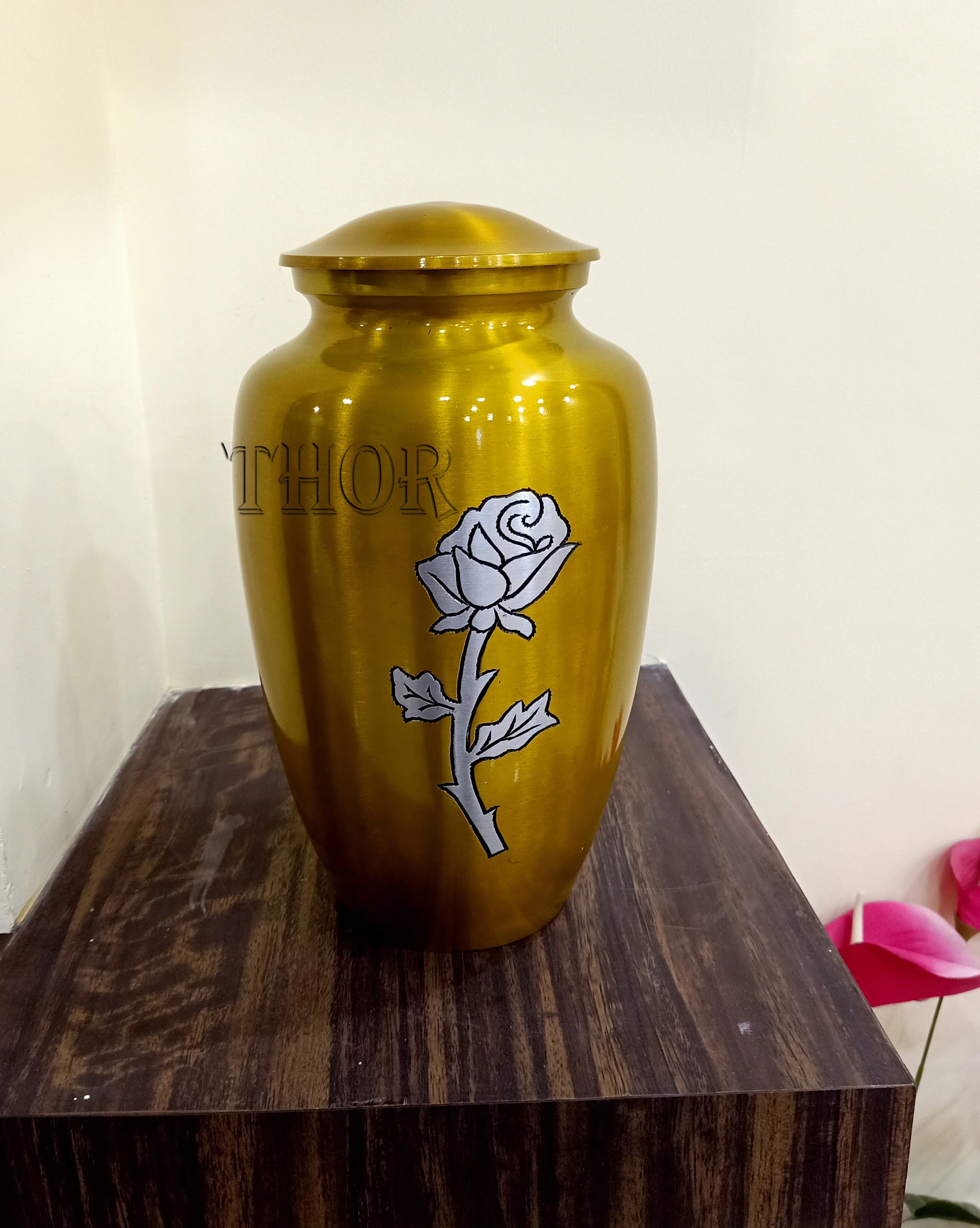 Top Selling Ceramic Pet Urn Band Aluminum with Floral Pattern Memorial Casket for Ashes Dog Funeral Urn Supplies