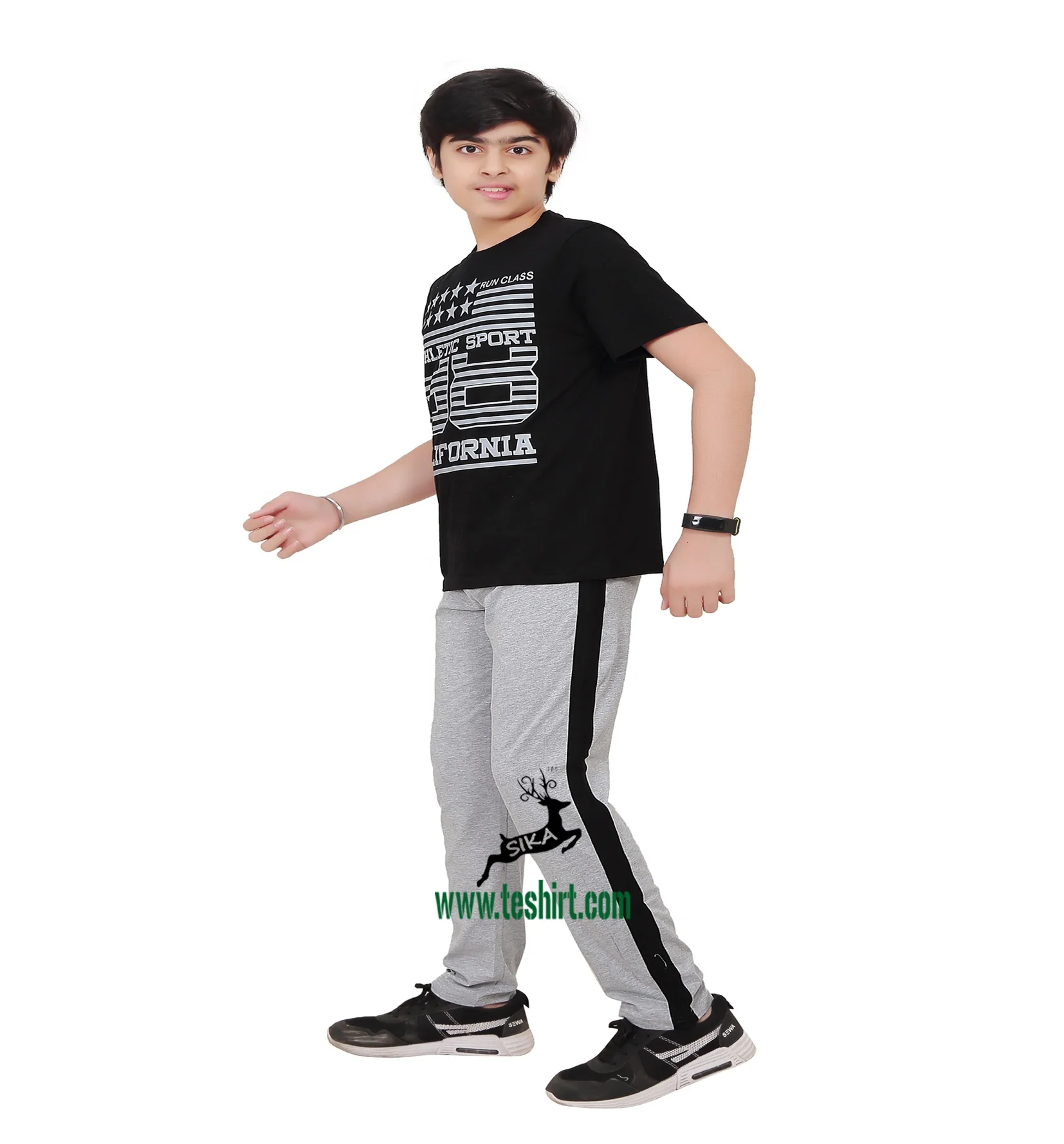 Kids Clothes New Custom Logo Hip-hop Polyester Fleece Hoodies Gym Tracksuit Sweatshirts and Pants online shopping India tirupur