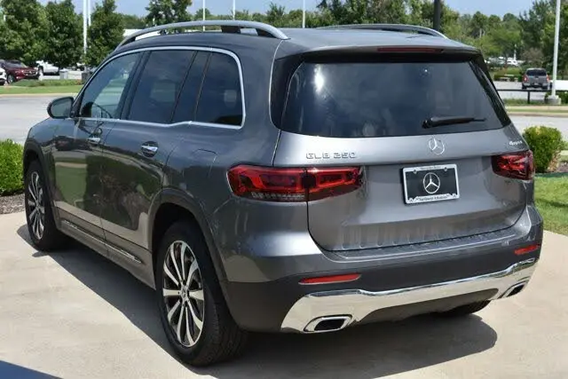 Удивительный Подержанный 2023 Mer-c e-d-e-s-B-e-n-z GLB 250 4MATIC с малым пробегом и доступной ценой в застрявшем готовом к отправке