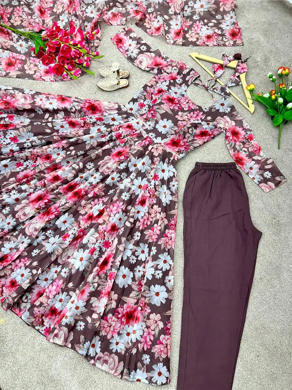 Hot Selling Party Wear Look Tabby Organza Silk With Digital Print Work Gown With Dupatta Indian Ethnic Wear Anarkali Dress