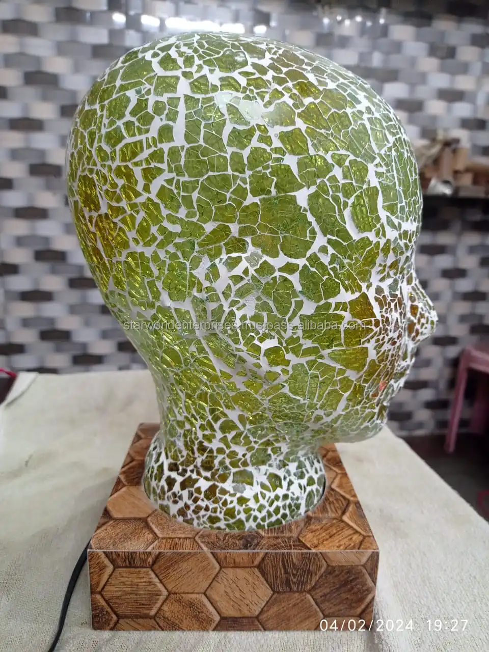 Man face quality mosaic glass table lamp Colorful Moroccan Bedside Stained Glass Lamp Turkish Swan Neck Mosaic Table Lamp