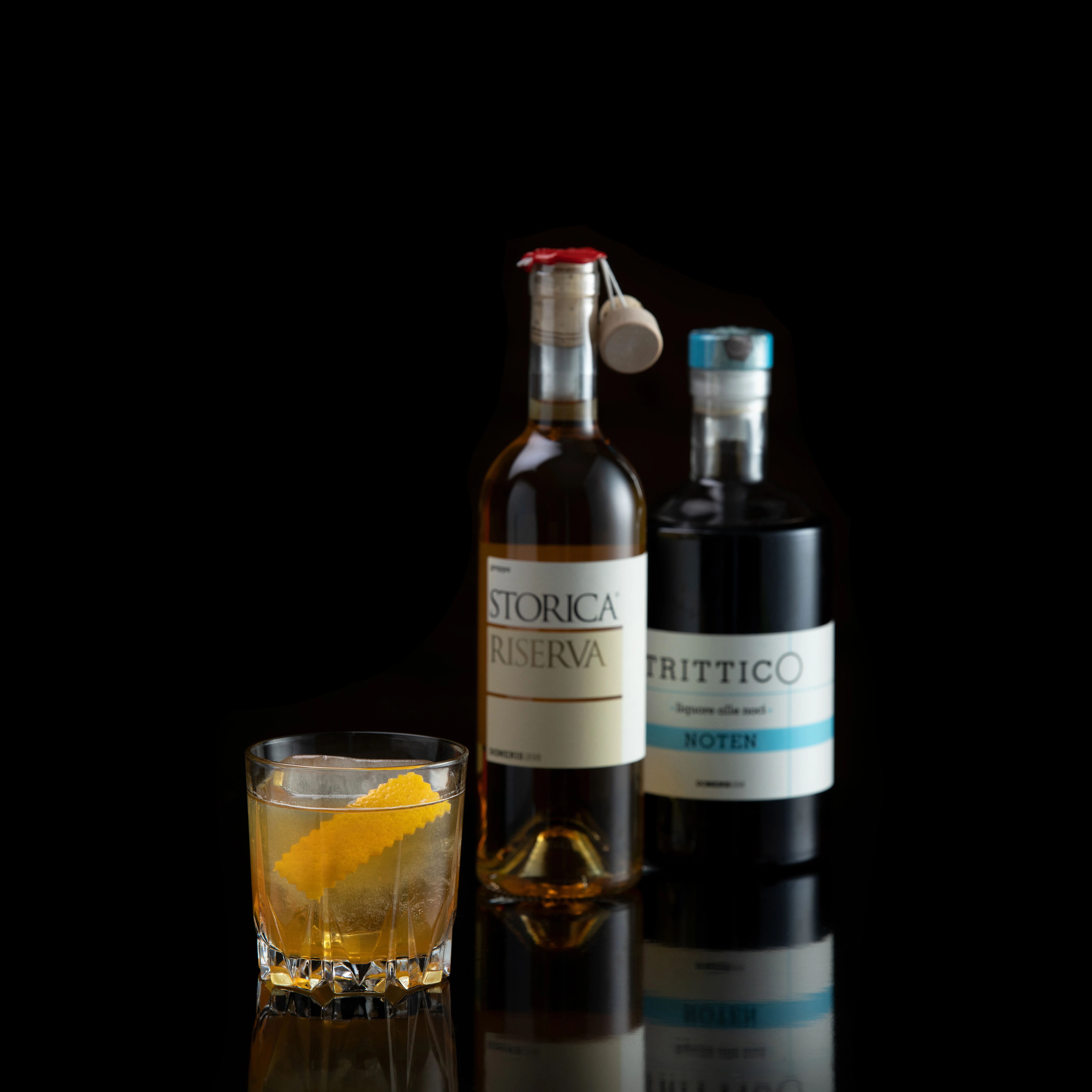 First Rate Best Seller Italian Walnut Liqueur TRITTICO Noten 70 cl glass bottle