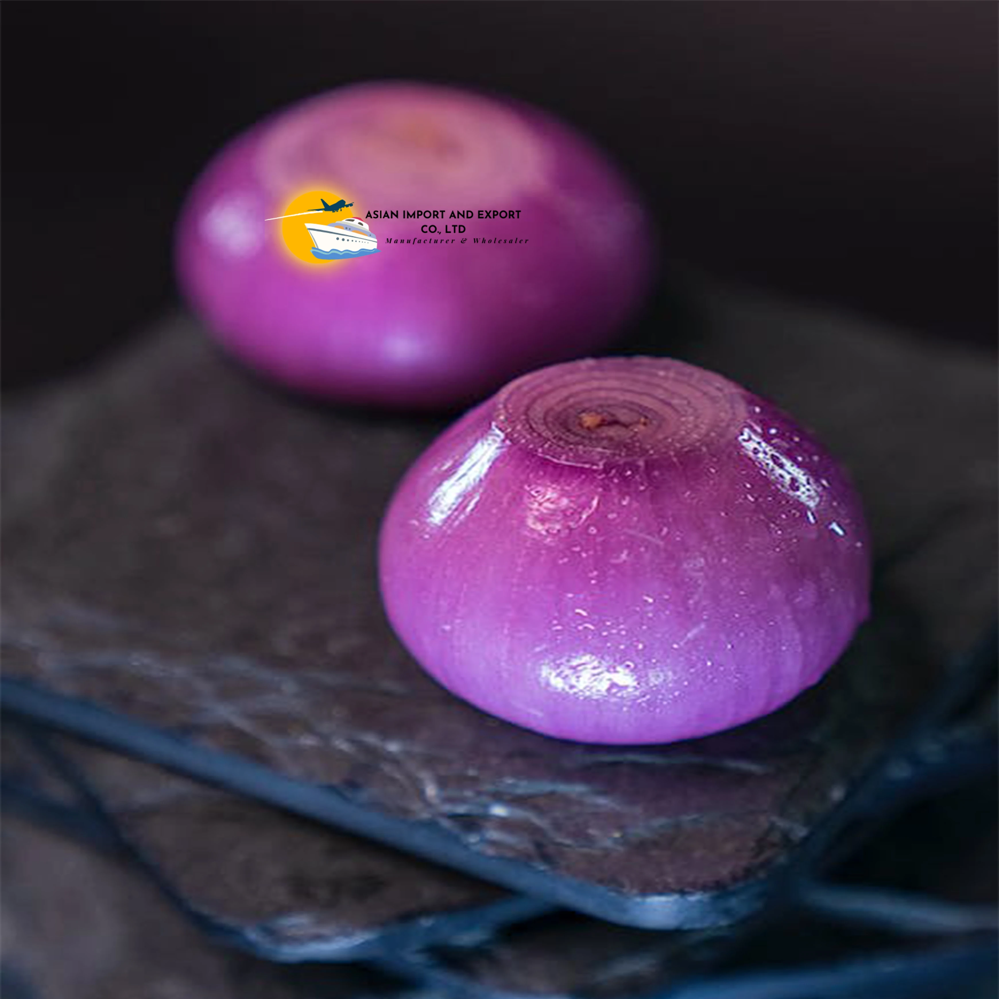 We are selling fresh red onion at very low price along with customized logo and customer packing