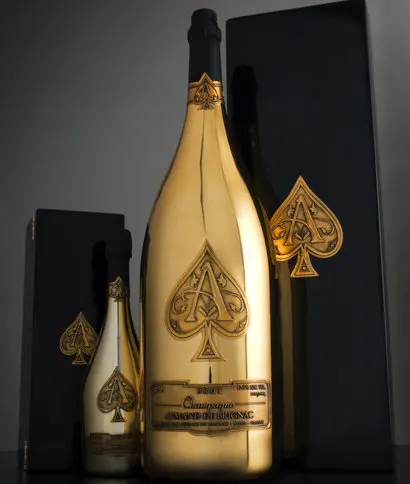 Первоклассный Armand de Brignac шампанья (Ace of