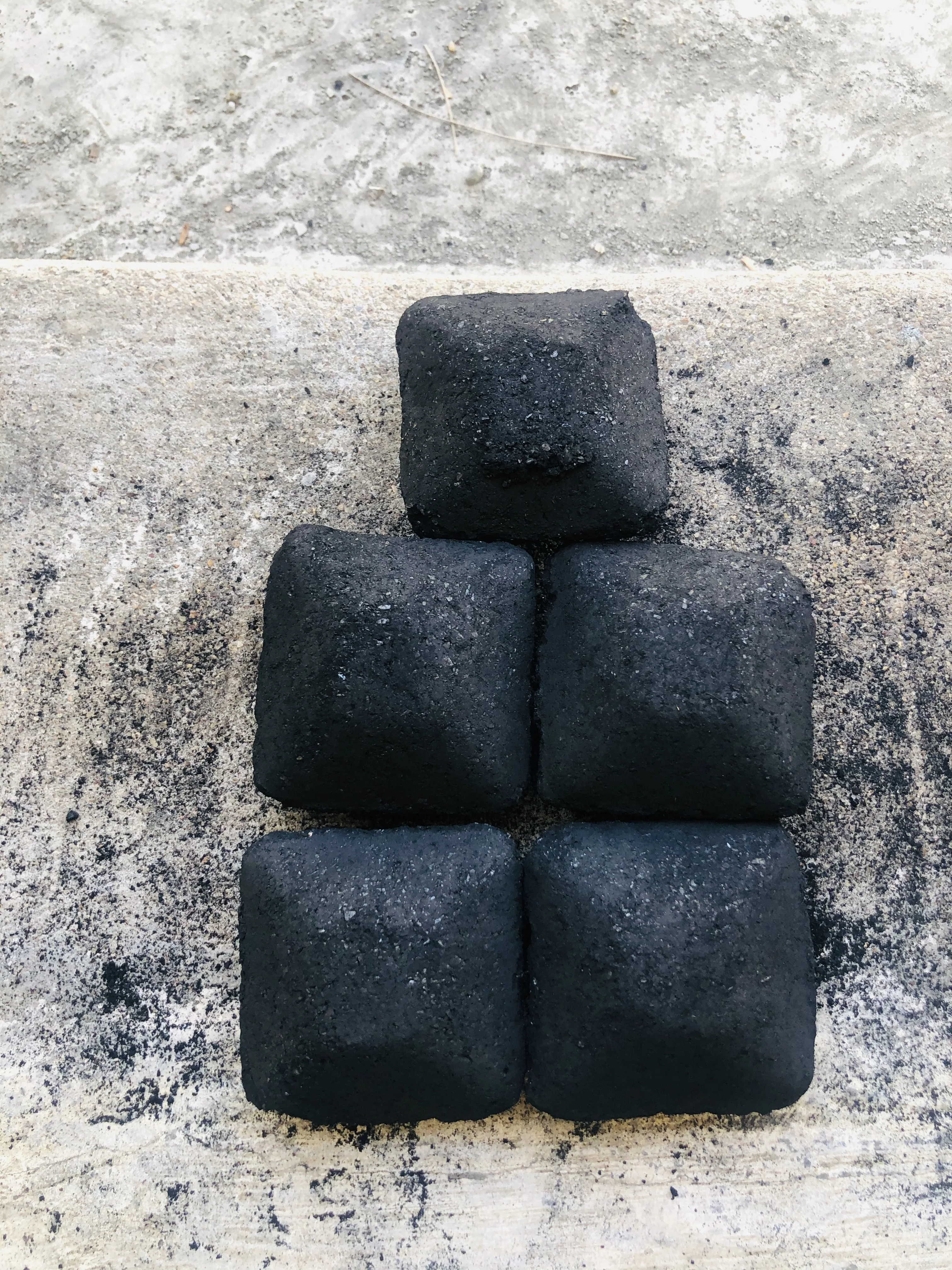 Quick Response Supplier of QC Test Approved Quality Pillow Shape Coconut Shell Charcoal Briquettes for bbq Barbecue grill coal