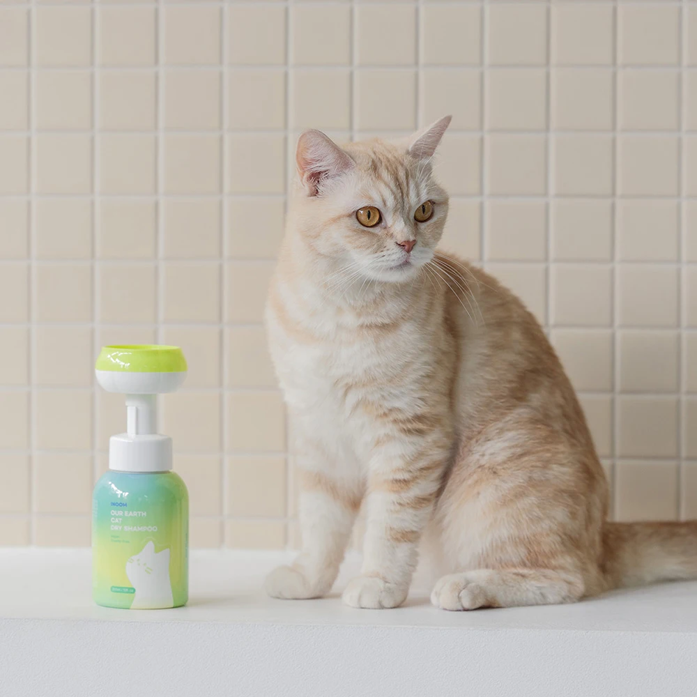 [TAECHUBIO] INOOM Our Earth Dry for Cats Vegan Dry Shampoo Cruelty-Free for All Types of Cats Natural Ingredients Pet