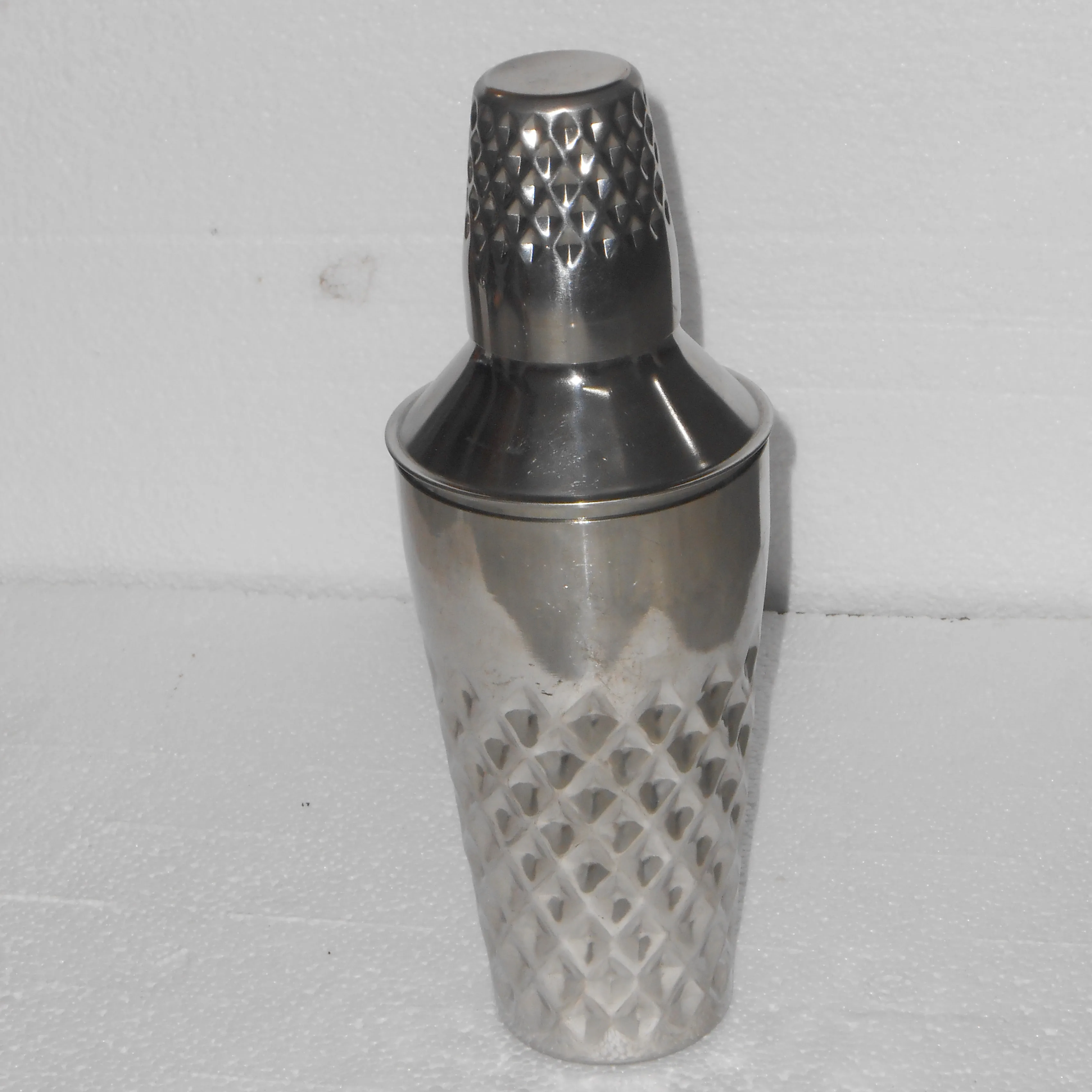 Wholesale Metal Cocktail Shaker Soft Drink Mixing Mojito Shaker Use For Home Making Cocktail Shaker