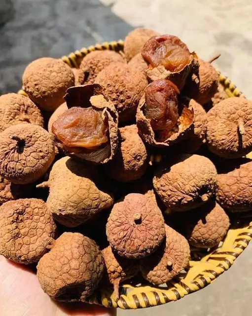 Dry Lychee Chips Snack Food Vietnam / Whole Dried Lychee Fruit OEM Bag Customize Packing