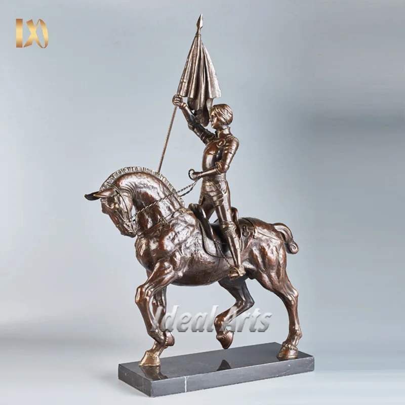 Wholesale small metal bronze warrior sculpture standing roman soldier statues crafts For Decoration