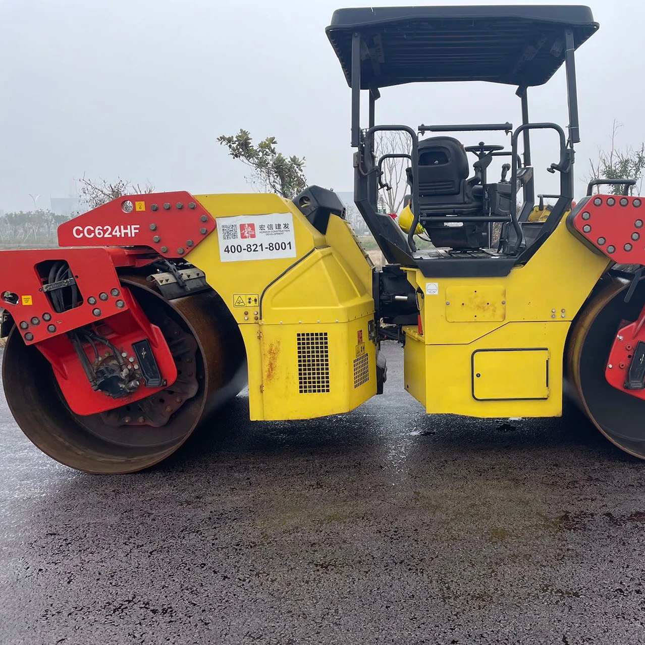 Dynapac CC624HF Worldwide Vibratory Smooth Drum Roller