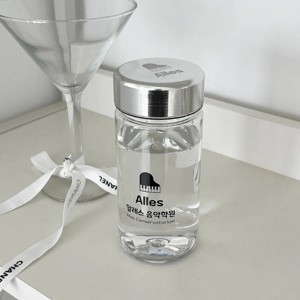 Made in Korea Tritan Plastic Cups with Metal PP Lid Custom Logo Printing 500ml/700ml Capacity for Water Bottles and Gifts