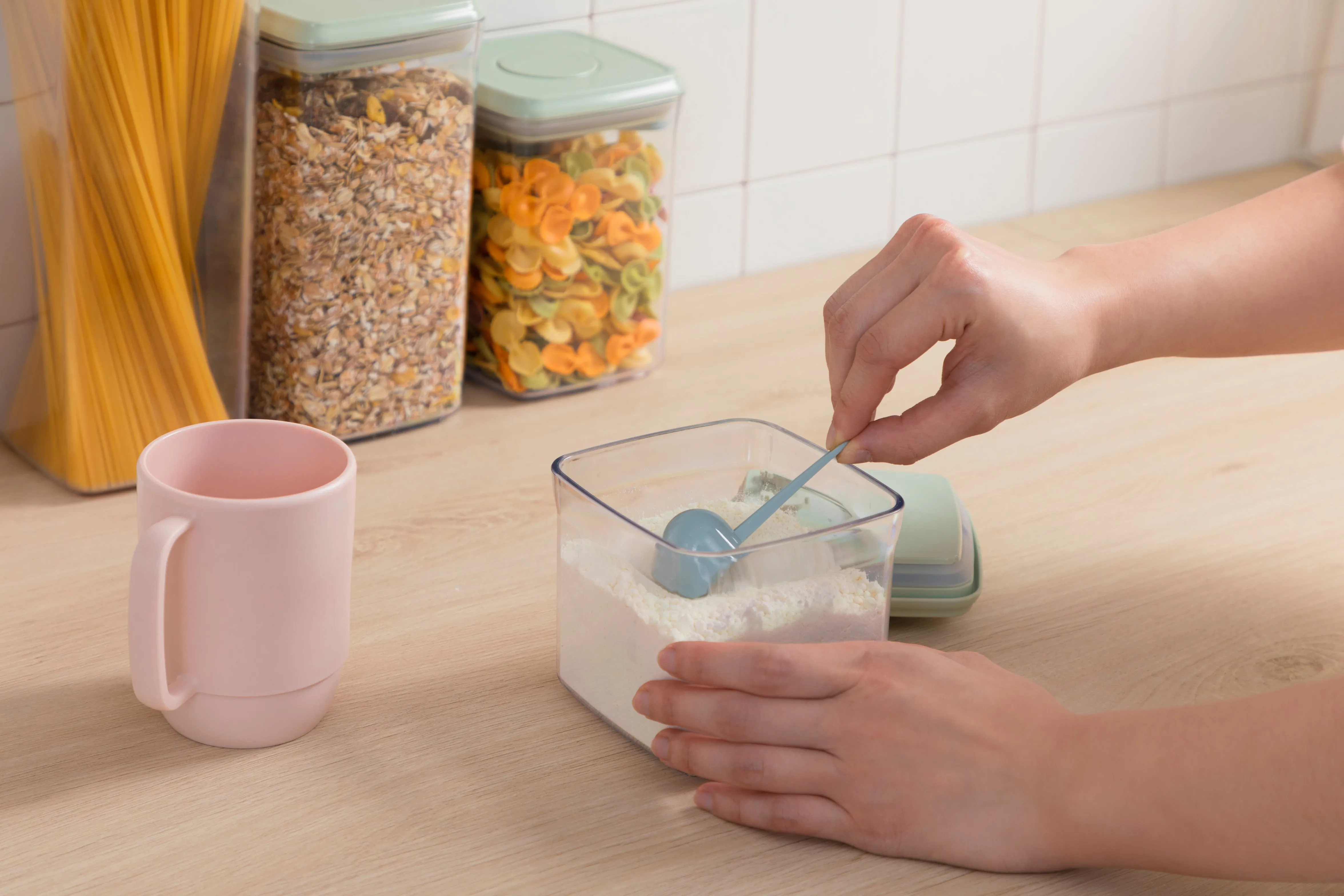 Hot Arrival 3-Piece Hokkaido Dry Food Container Set Super Tight Transparent Air Tight PP Plastic Various Modern Kitchen Spice