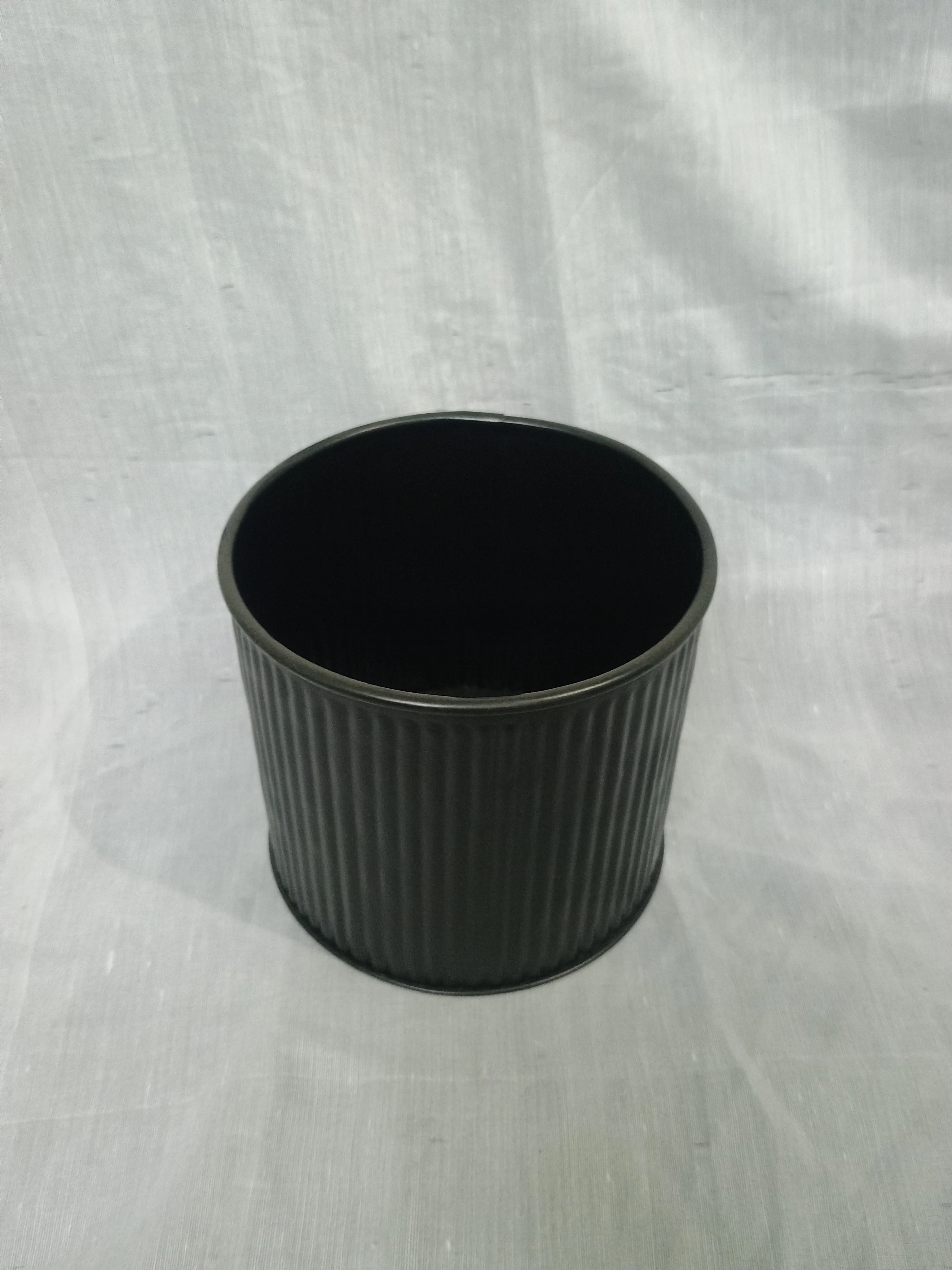 Pickling Black vertical stripes iron small Flower Bucket Pot Covers For Home and Garden