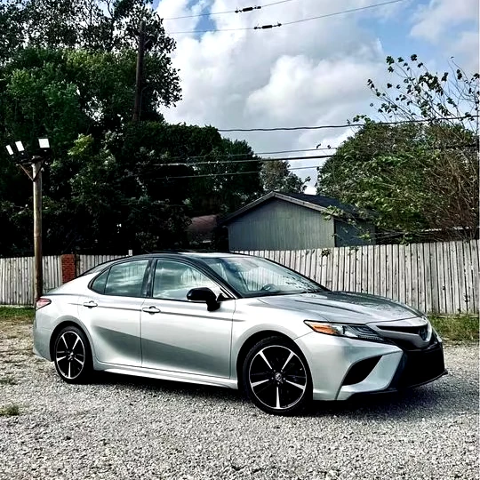 Подержанный 2021 Toyota Camry XSE для продажи