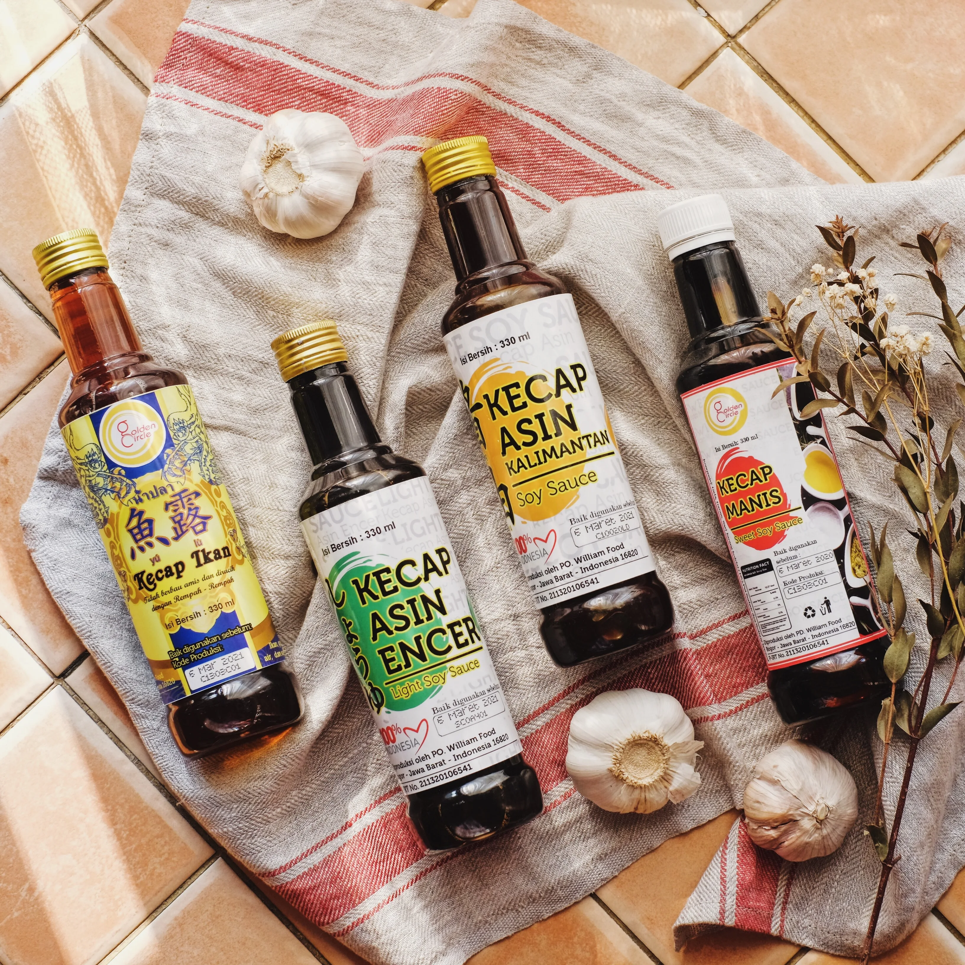 High Quality Premium Borneo Soy Sauce Made From Selected Soybean Direct From Local Farmer For Cooking Food And Soup