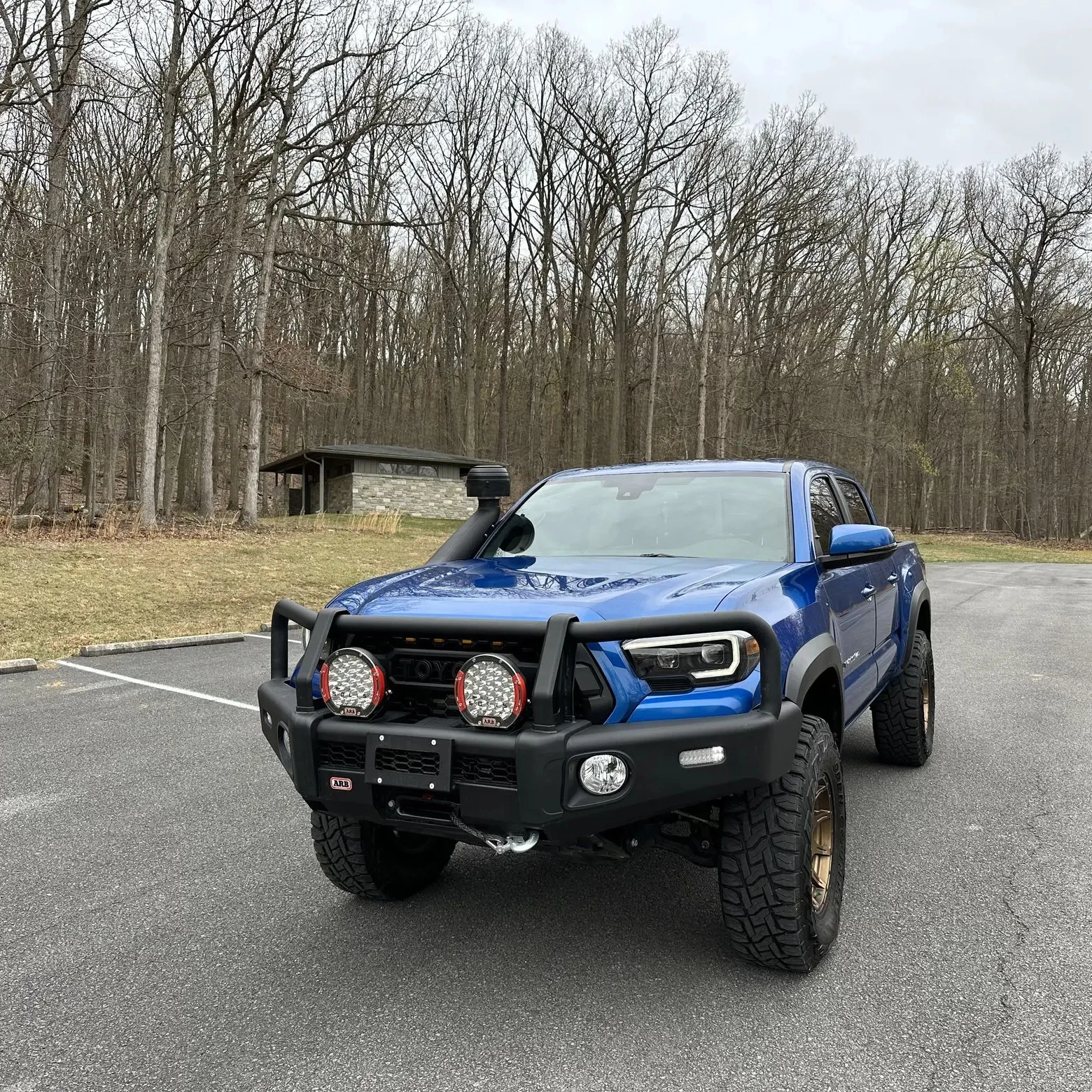 2018 Toyota Tacoma TRD внедорожная двойная кабина 4x4 FWD кожаные сиденья Темный интерьер ACC круиз контроль панорамный алюминиевый сплав