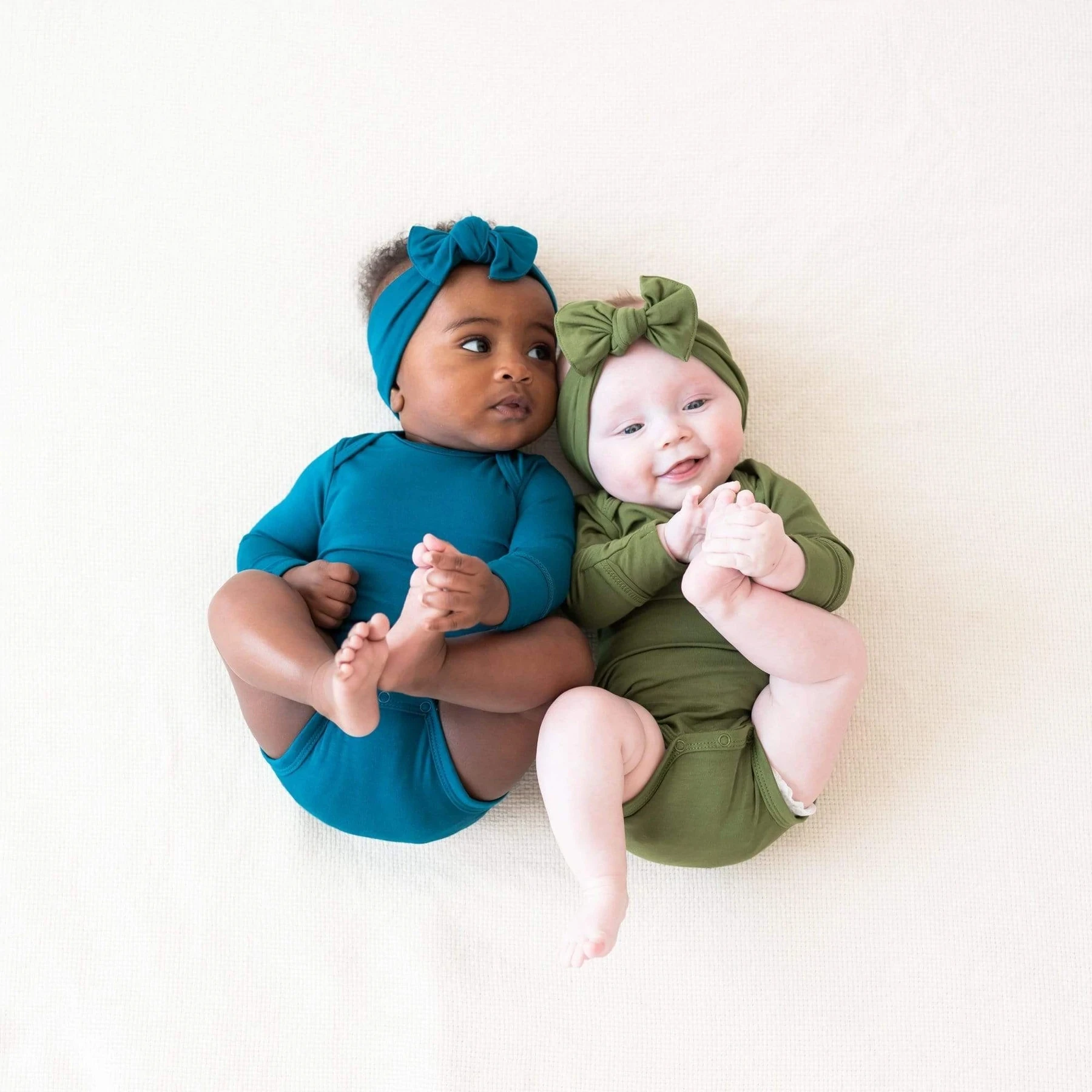 GRS Certified Bamboo Baby Clothing Hot Sale Baby Jumpsuit Solid Long Sleeve Baby Bodysuit