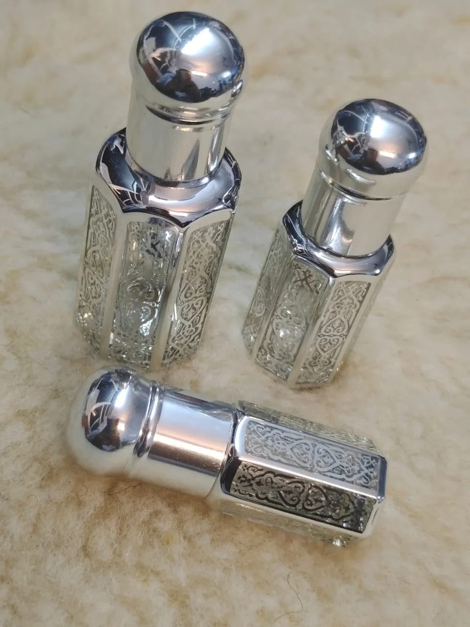 Manaal Enterprises Fancy Design 6ml 8ml Mini Small Refillable Glass Perfume Bottle Roller Glass Serum Essential Oil Attar Bottle