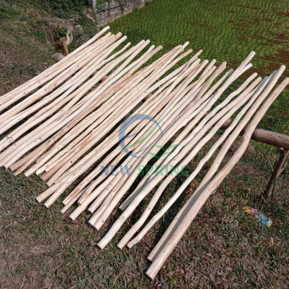 Wood Fence with galvanized wire through the Wood Pergola Perfect Your Garden and Outdoor area