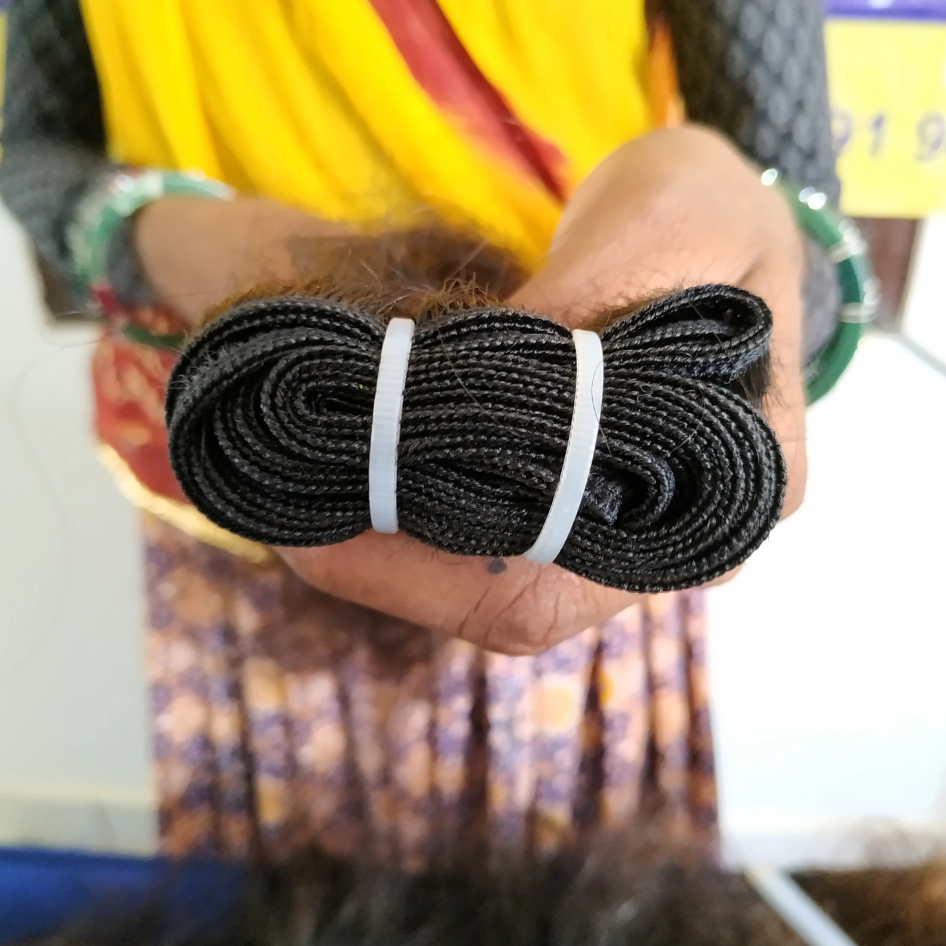 Wholesale Unprocessed Kinky Straight Black Color Natural Bundles Remy Vietnamese One Doner Virgin Machine Double Weft Human Hair