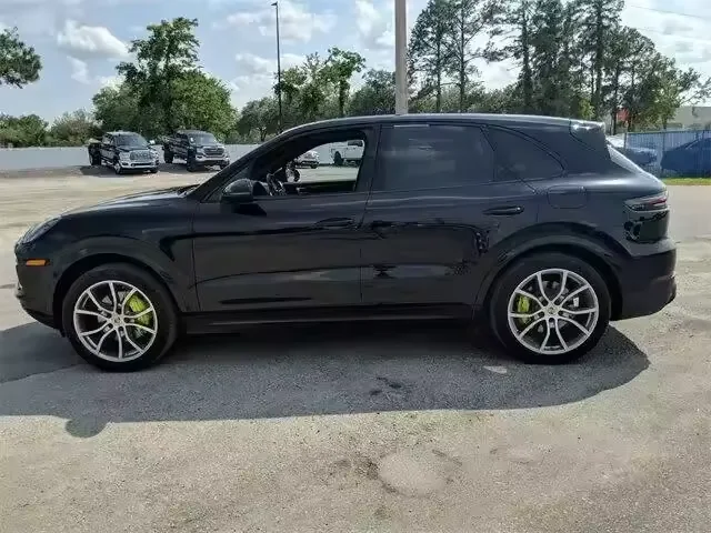 2019 Porschee Cayenne AWD E-Hybrid 4dr SUV 20050 миль