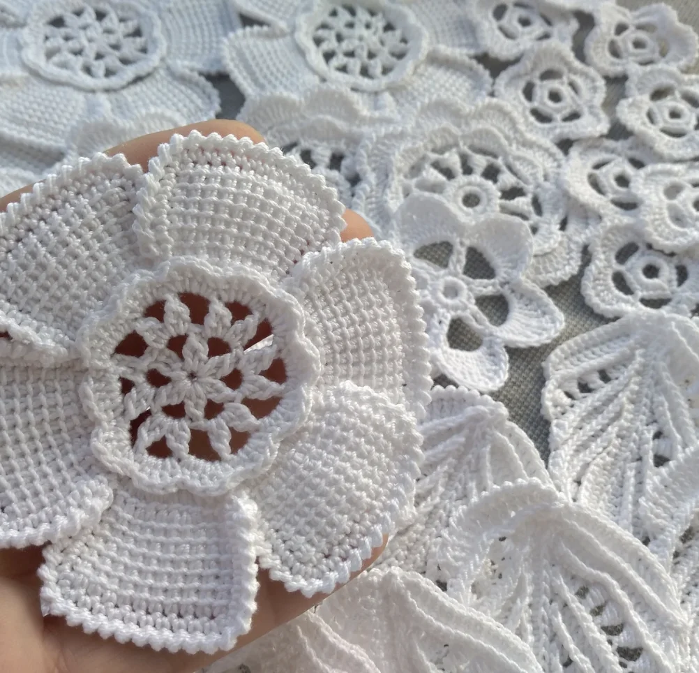Starched Hand Crochet Flower Motif Doilies Ornaments Christmas decoration wedding decor