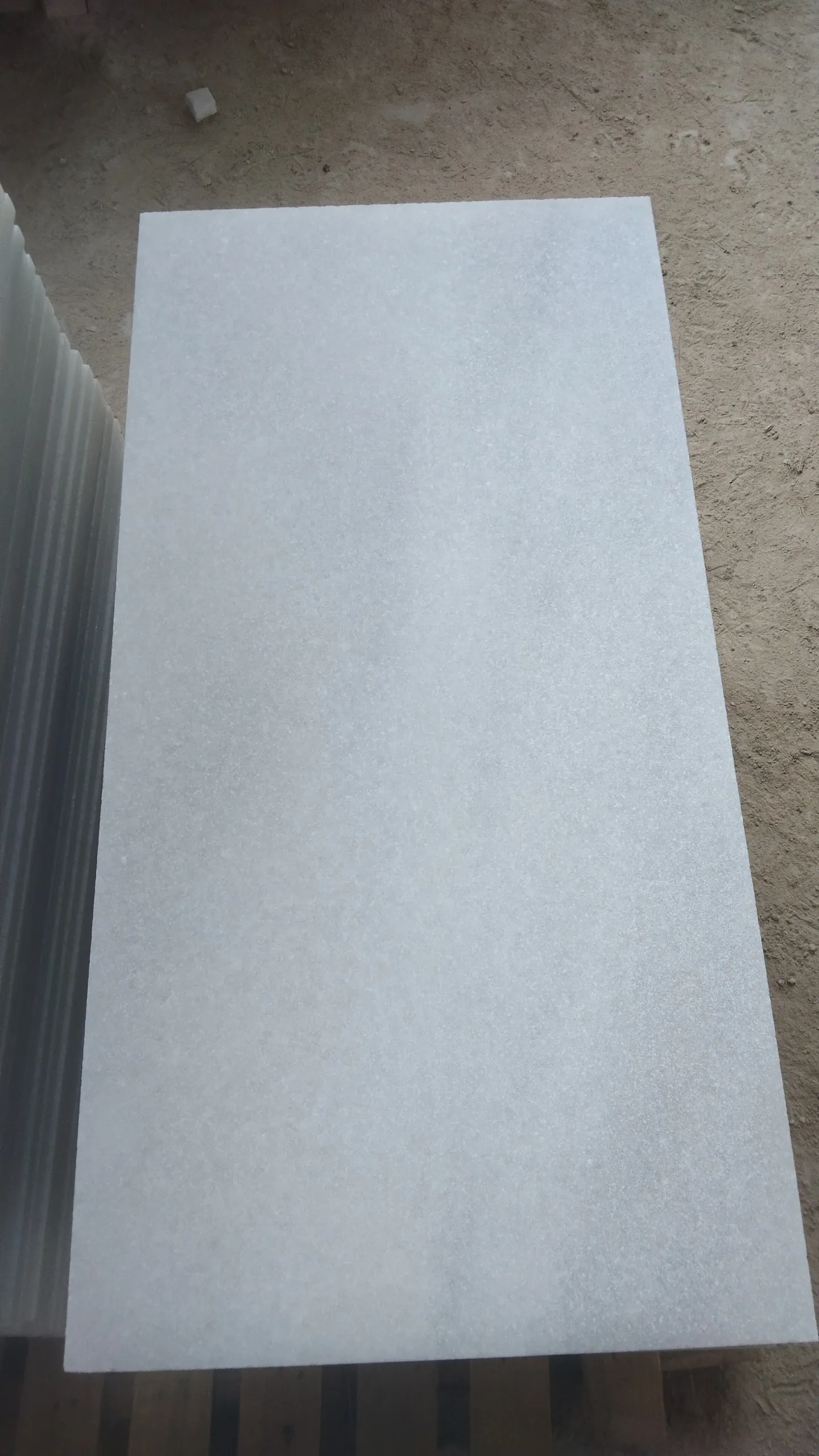 Modern Design 40x80x2cm Calcite Marble Tiles Polished and Cut-To-Size for Office Building Natural from Vietnam