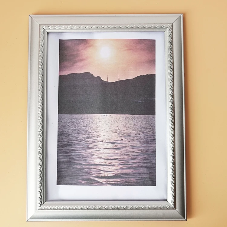 Factory Customized Photo Frame Plastic Picture Frame A4 A3 Large Plastic Picture Frames