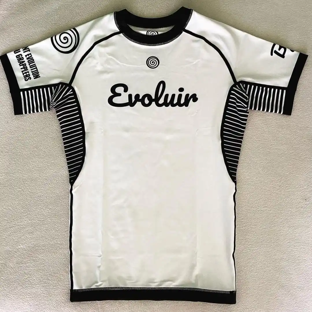 Professional Rash Guard BJJ MMA Rash Guard for All Sports and Outdoor Activities Custom Packing Sportswear for Unisex