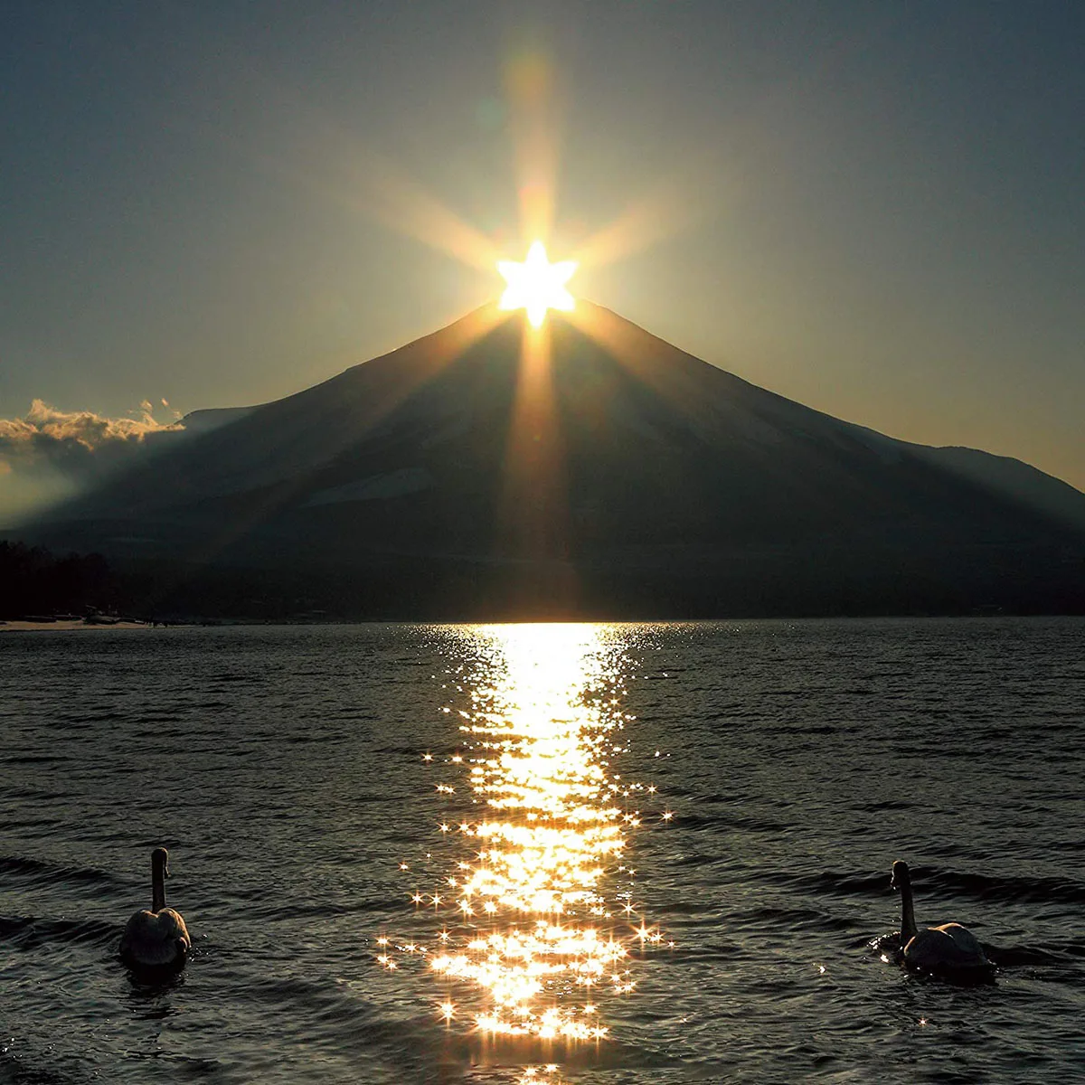 Японская Фотокнига «вечная Гора