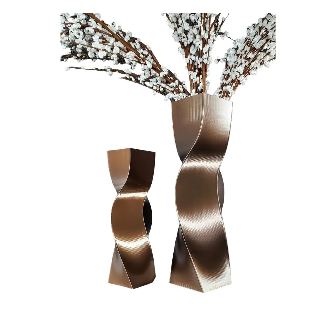 2024 Trending Premium Design Decorative Hallow Vase For Table Top And Wedding Decoration In Antique  Finished