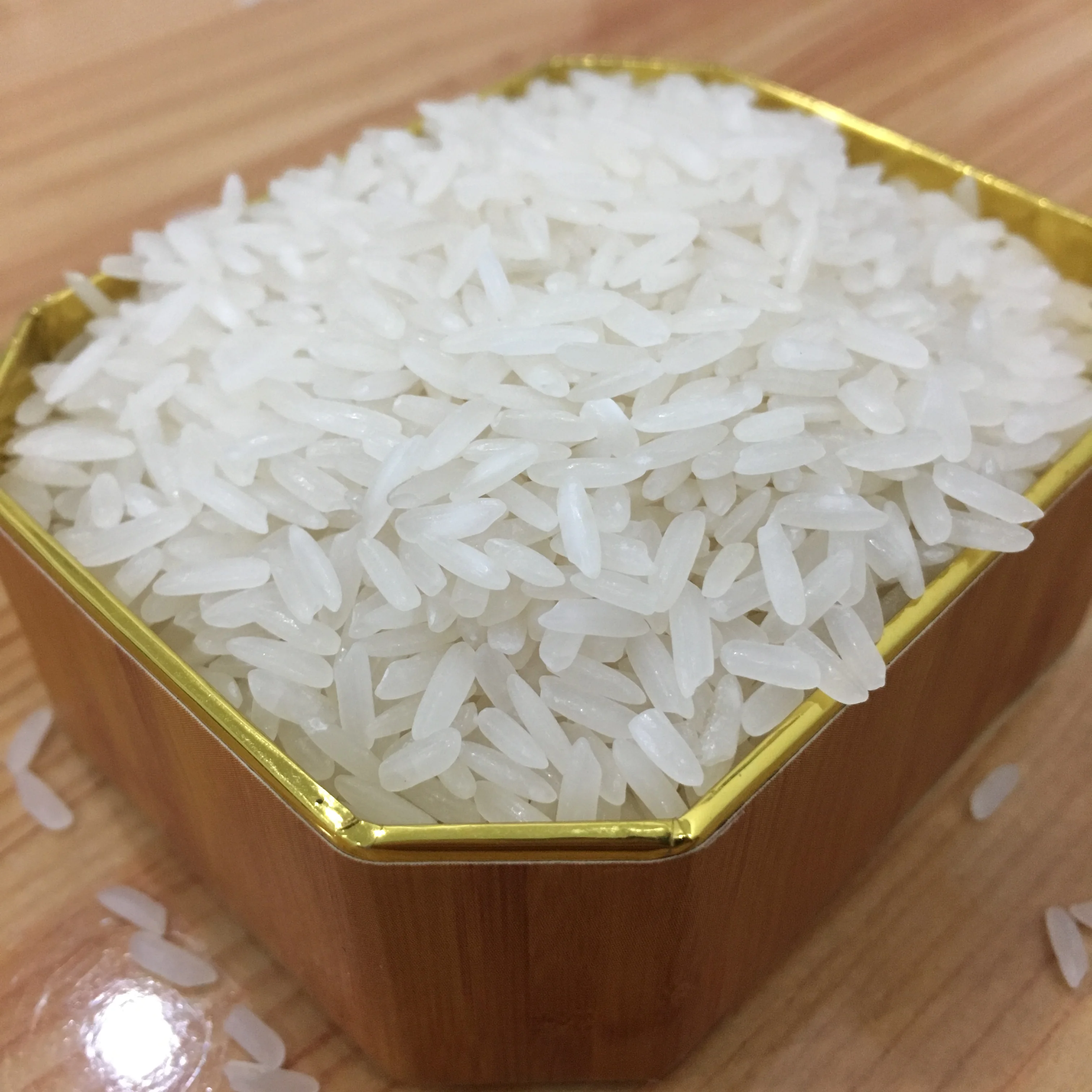 Viet Nam Well milled Agriculture Long-Grain Double polished F&B Sortexed 6.8mm Common Aromatic Jasmine Rice