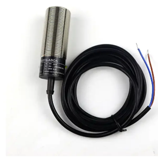 Capacitive sensor efector II0011 250MA