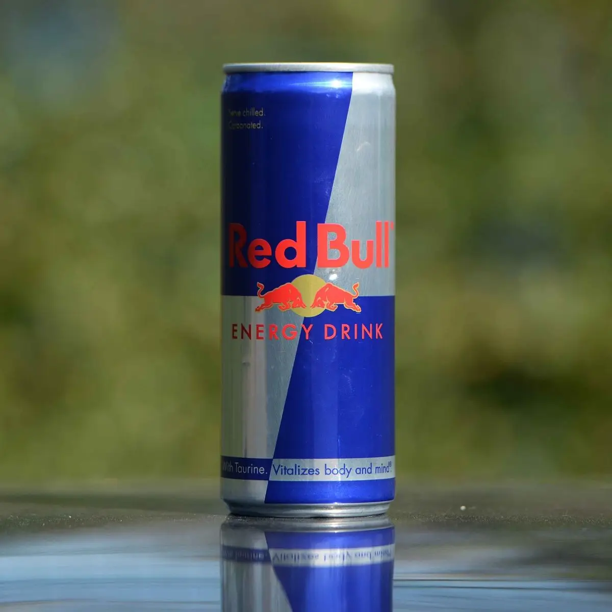 Red Bull 250 ml Energy Drink from Austria Red Bull 250 ml Energy Drink Wholesale Redbull / soft drinks