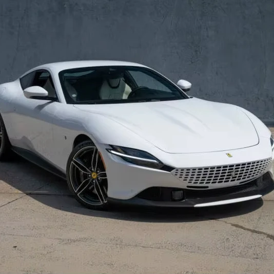 Аккуратно использованный 2021 Fer rari Roma