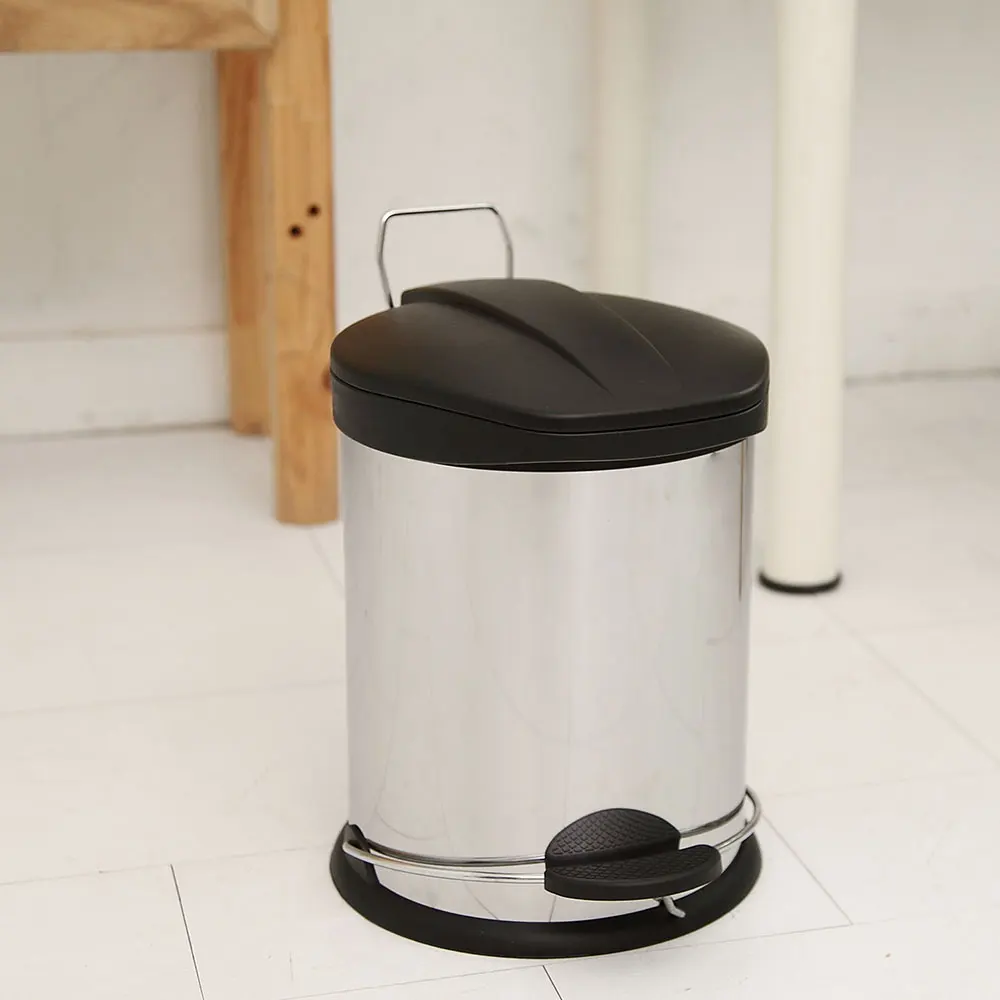 5 Liter Black Stainless Steel Trash Can with Standing Structure Pressing Type Accessories Design