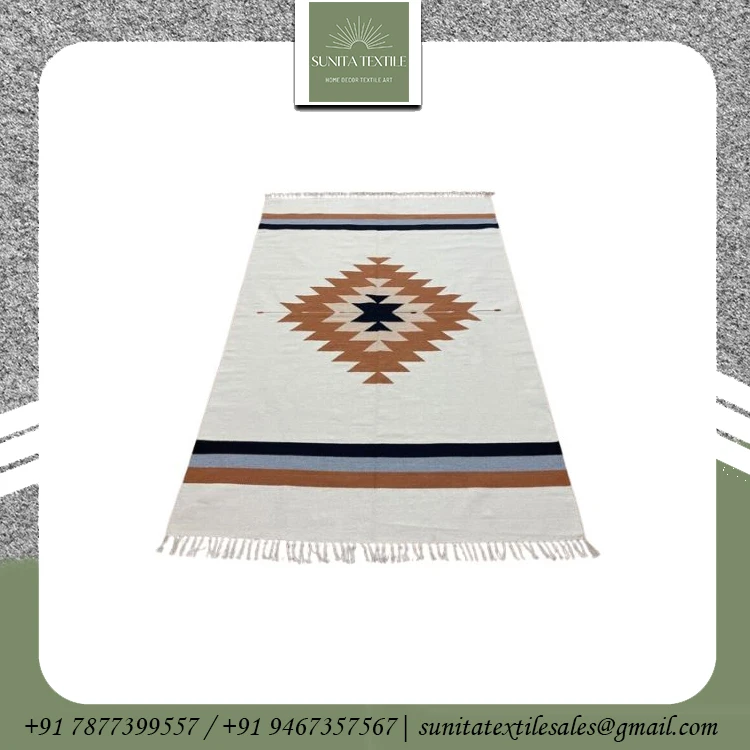 Rug For Living Room Hand Braided Premium Quality 100 % Cotton Embroidered Hand Braided Living Room Rug For Sale