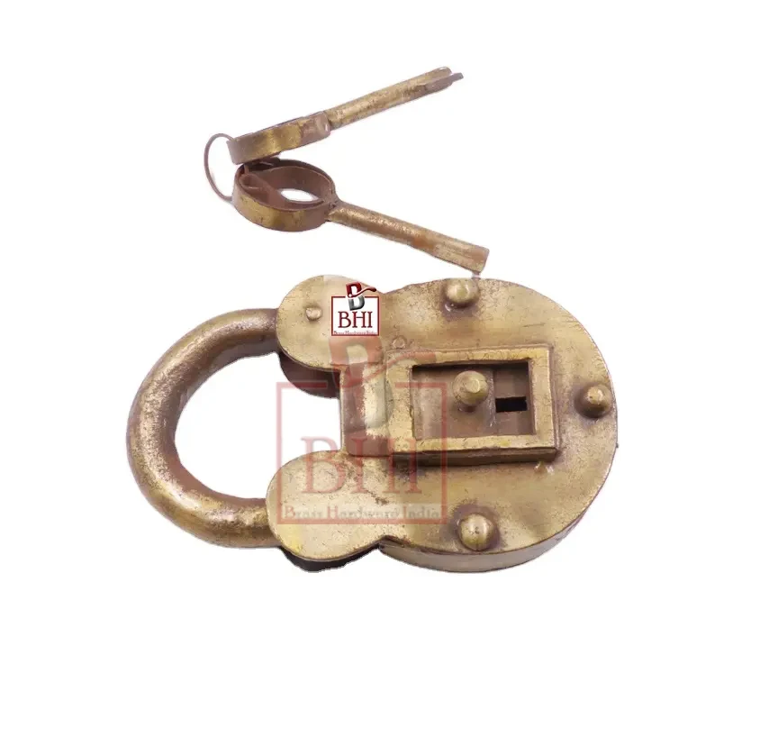 ANCIENT CAST IRON DOOR LOCK WITH 2 KEYS IRON HERITAGE ANTIQUE LOCKS & AND HARDWARE PADLOCKS