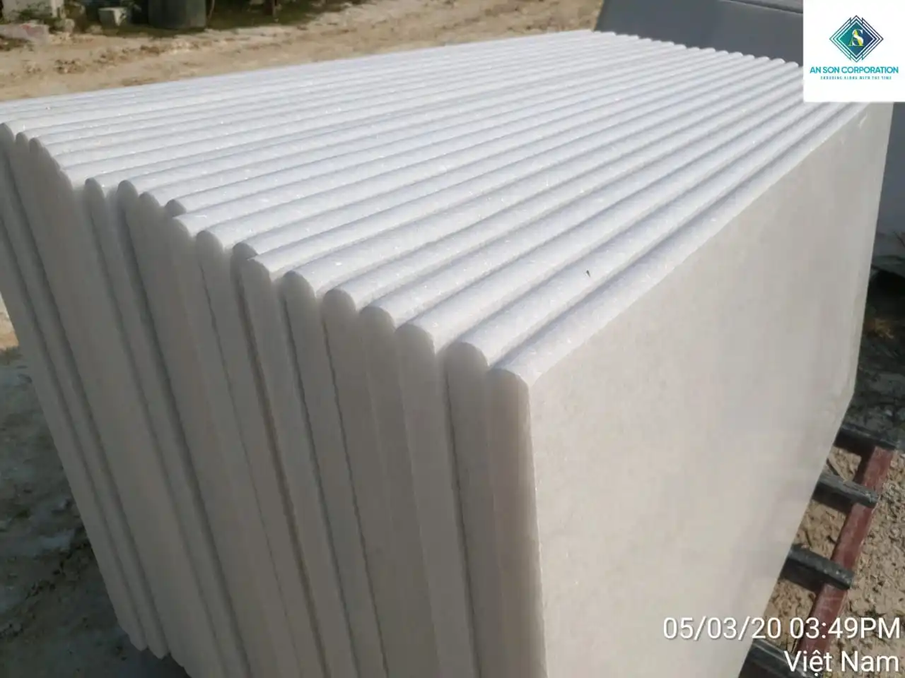 Crystal White Marble For Table Top And Countertops From Marble Supplier In Vietnam