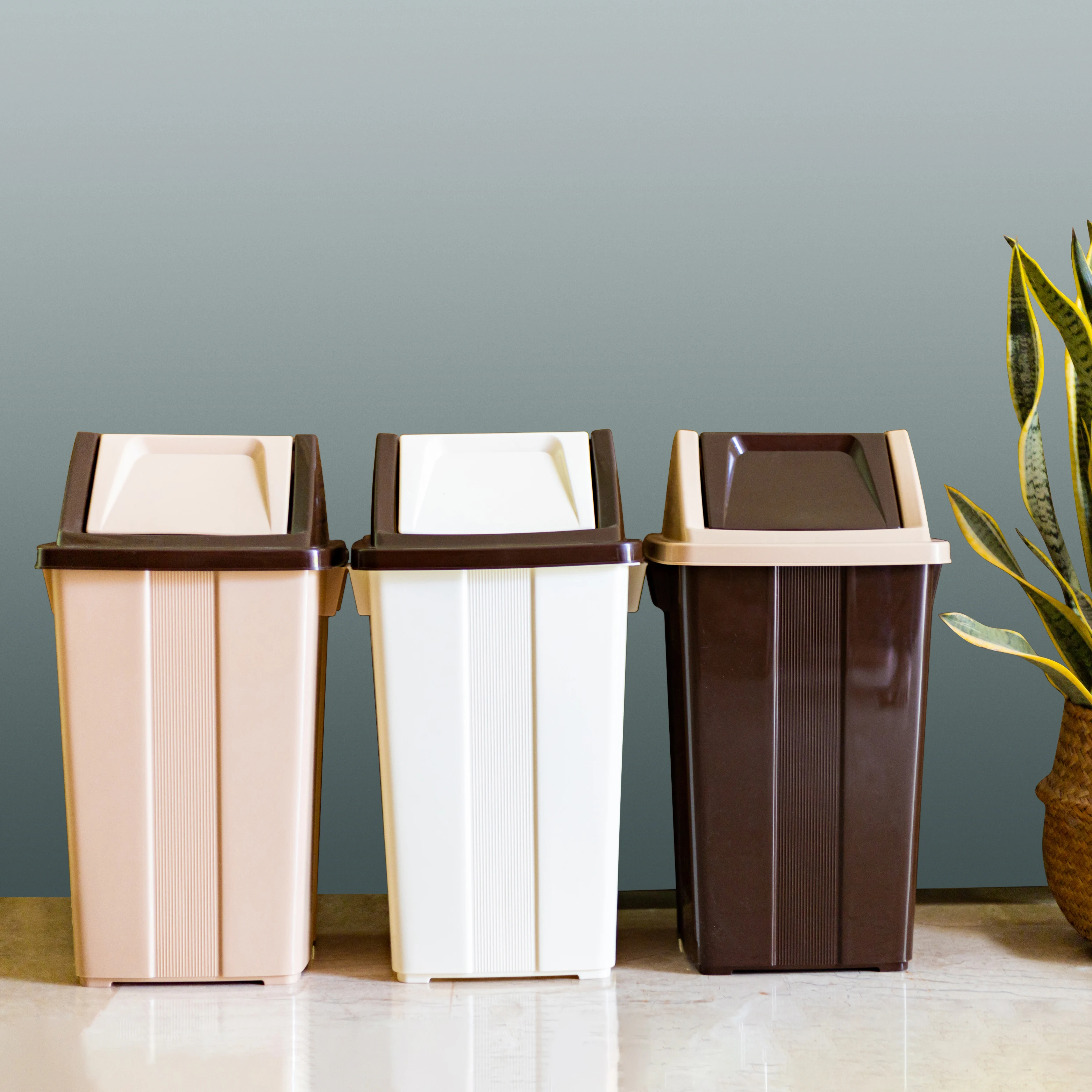 Swing Waste Dustbin 24L With Swing Lid Suitable For Indoor And Outdoor Use