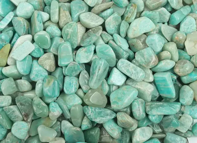 Wholesale Irregular Shape Amazonite Crystal Quartz Chips Stone Bulk Healing Reiki Crystal Rock Stone Chips for Garden Decoration
