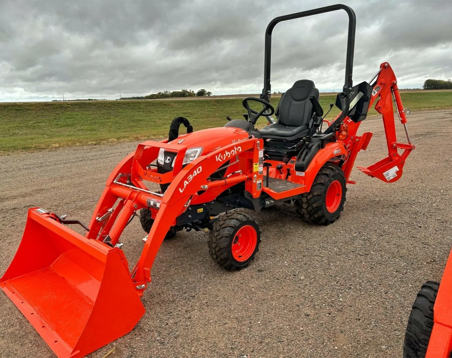 Топ мини-Kubota BX23S 4WD трактор для сельского хозяйства б/у агрегат с основными компонентами коробки передач для продажи