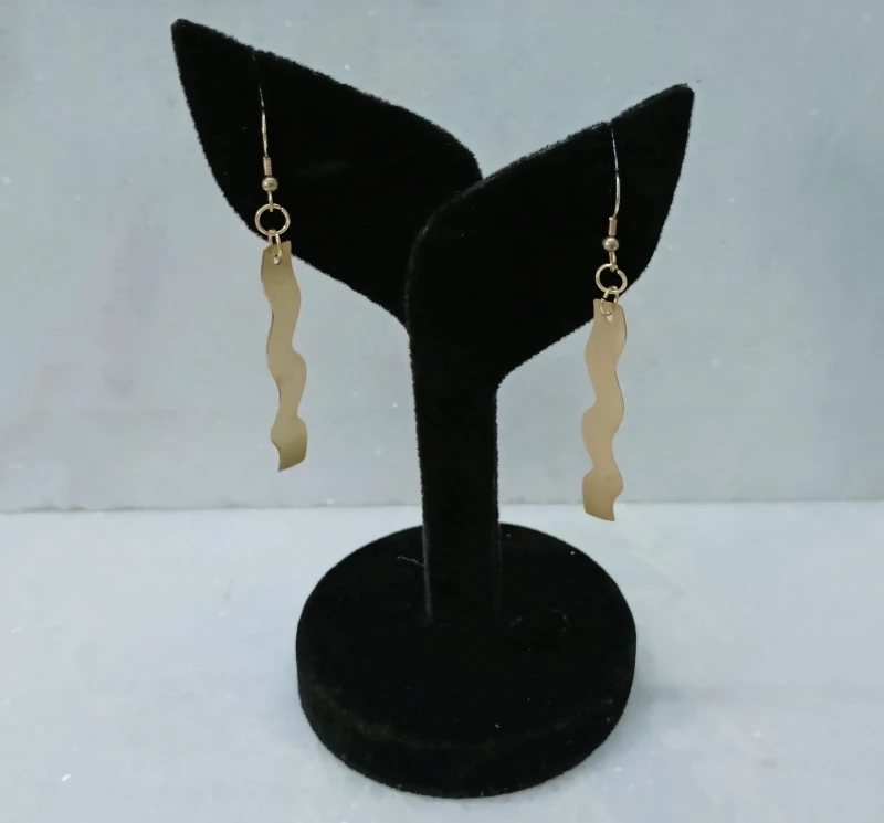 Brass Acid Cutting Brass Earrings Fancy partywear Fashion Brass Metal Stud Earrings Black Antique gold