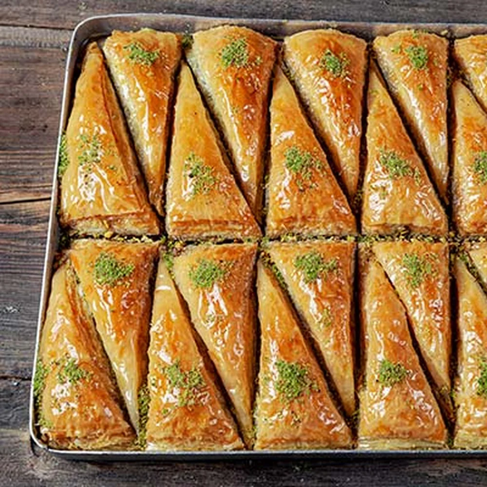 Wholesale Turkish Baklava Original Best Dessert Turkish Baklava with Pistachio Dry Baqlawa walnut Turkish Baqlawa HACCP