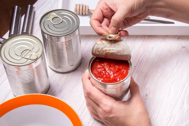 TOMATO CAN4.jpg