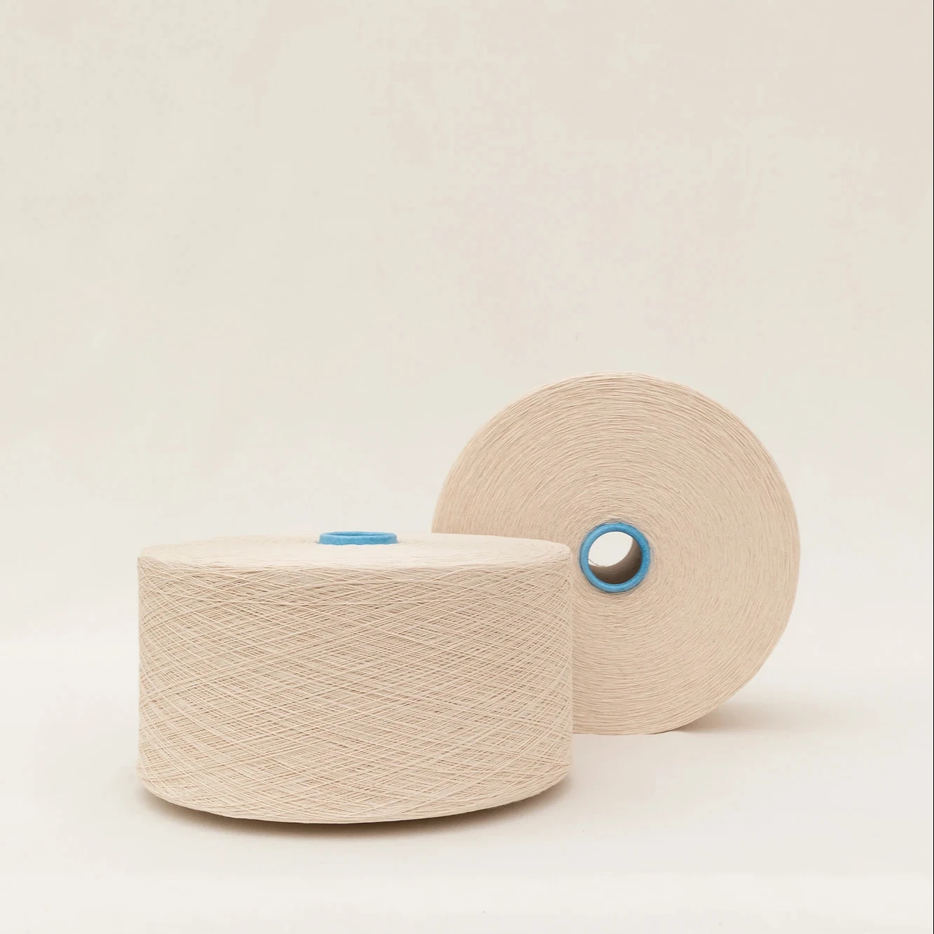 Cotton Recycled Yarn _ Natural Color with GOTS Certificate Open End System For weaving _ Nm 1/6