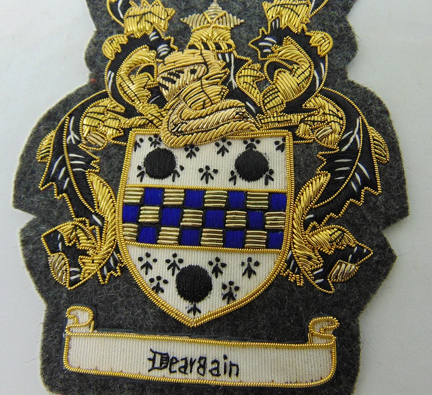 Direct Factory Price Beautiful Handmade Zari Embroidery Fabric Felt Badges Patches Good Selling Wholesale Handicrafts Pin Badges
