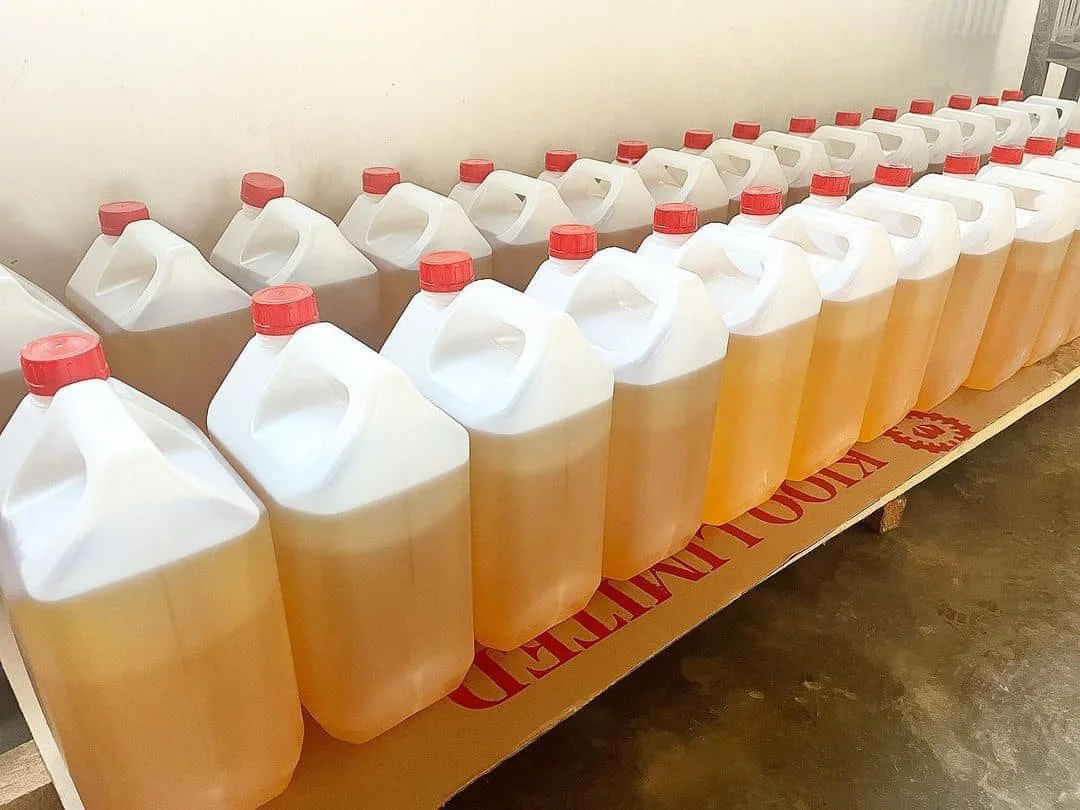 Конкурентоспособная цена, съедобное подсолнечное масло, чистое рафинирование